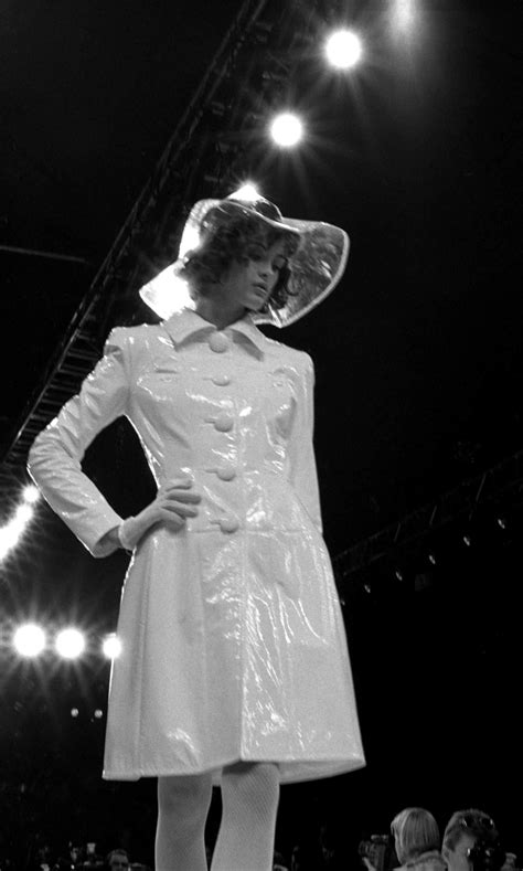 A Look Back at Oscar de la Renta’s Greatest Runway Hits | Fashion, Most