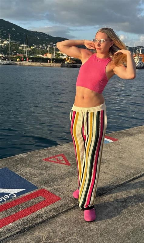 Paige Bueckers - UConn Huskies : r/WNBA_hot