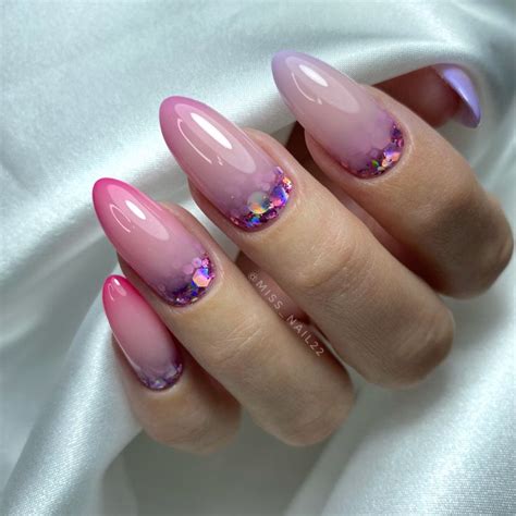 Нежный маникюр, молочный градиент | Manicure, Fingernails, Nails