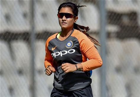 india wicketkeeper batter taniya bhatia claims   robbed  london