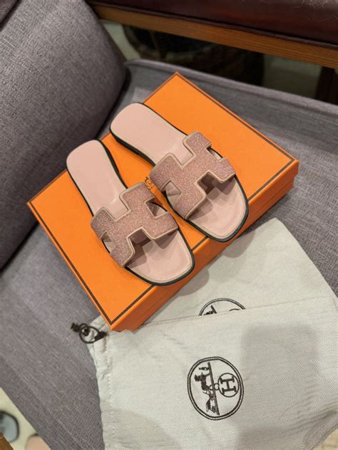 Тапочки Hermes - купить с доставкой по выгодным ценам в интернет ...