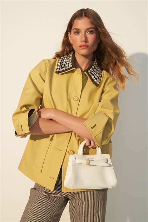 Veronica Beard Spring 2025 Ready-to-Wear Collection