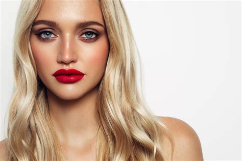 clean  toxic makeup guide   skin tone