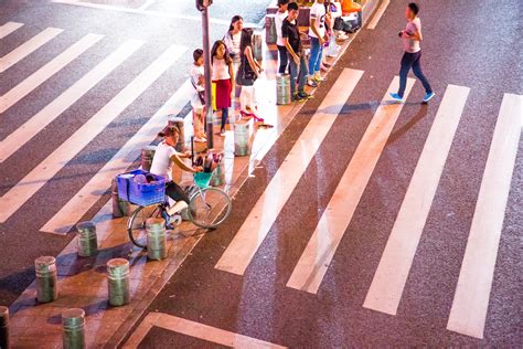 Dongmen Pedestrian Street (Shenzhen 4 of 7) - Paul Saulnier