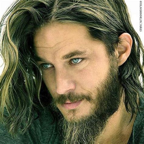 Travis Fimmel WHAT A BABE! - Beard and Tattoo World