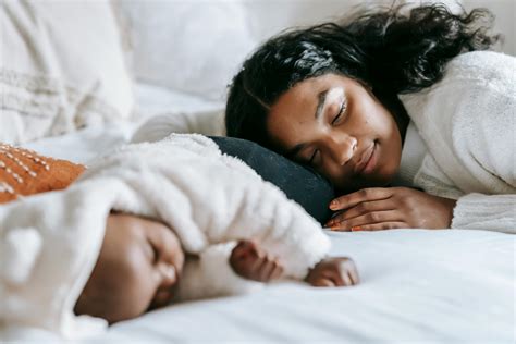 Mom Sleeping Photos, Download The BEST Free Mom Sleeping Stock Photos