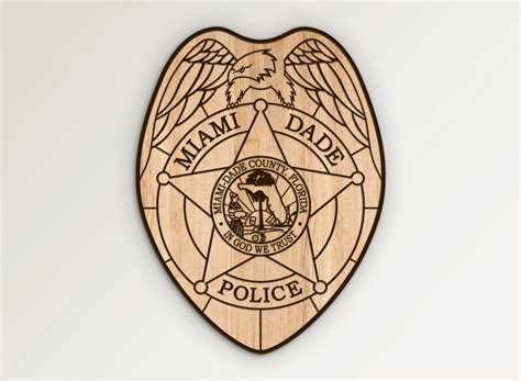 Design Miami Dade Police Smith & Warren PSD Dade County Florida Badge