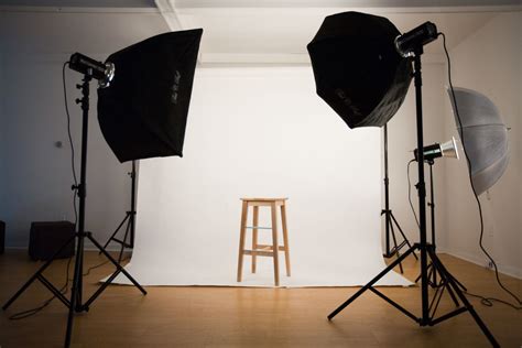 20 Advantages of Shooting in a Studio | FD Photo Studio