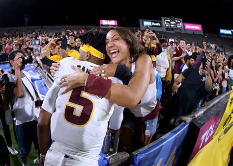 Jayden Daniels' Mom Turns Heads After The Win In Detroit - The Spun