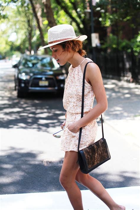 Trop Rouge: Peachy dream | Style inspiration spring summer, Style, Fashion