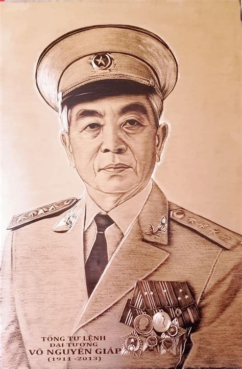 tranh chan dung dai tuong vo nguyen giap bang dong
