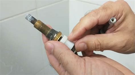 Como Trocar O Reparo Do Chuveiro