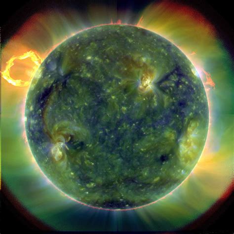 Smithsonian Insider – NASA’s new eye on the sun delivers stunning ...