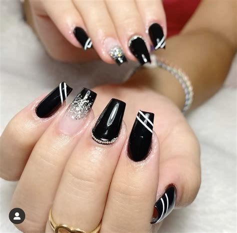 Unhas De Fibra Decoradas Pretas