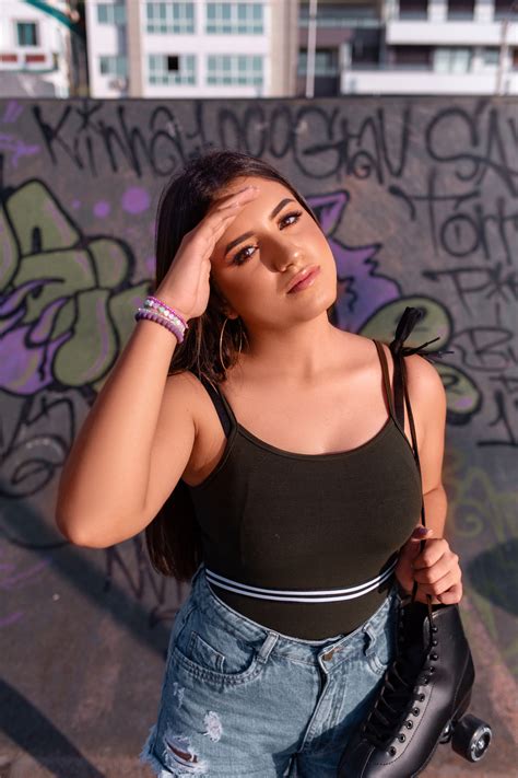 Book dos Quinze - Amanda Alves - Castelo Britânico - Cocal do Sul/RS e