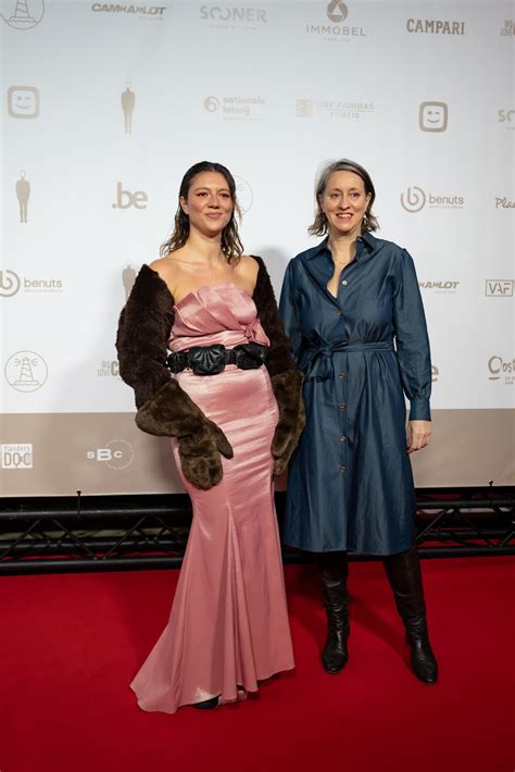 ZIEN: deze BV's schitterden op de rode loper van De Ensors 2024