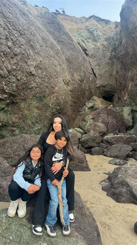 Lupe Hernandez (@lupe.x.xo) • Instagram photos and videos