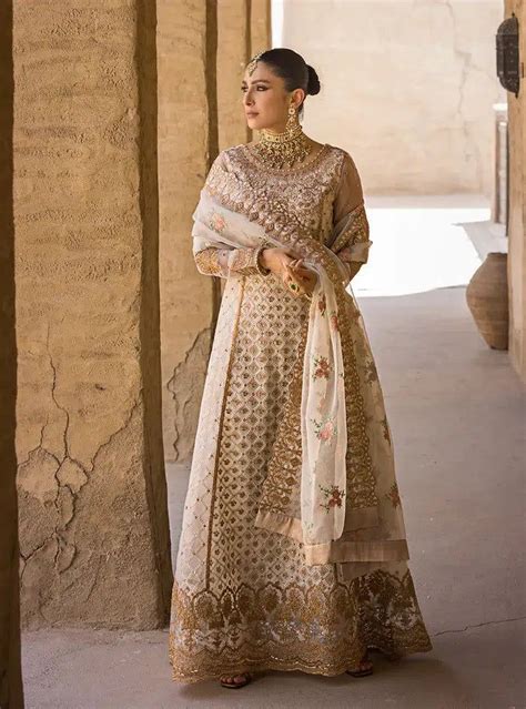 zainab chottani wedding festive  heer