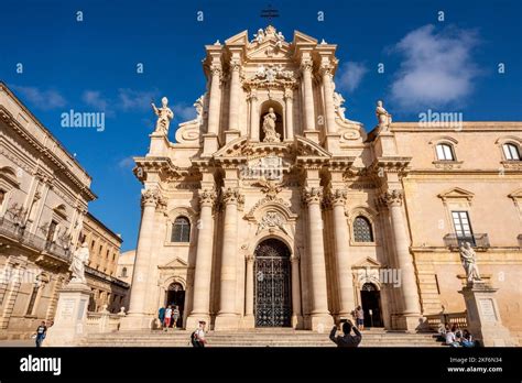 cathedral  syracuse duomo  siracuse ortigia syracuse