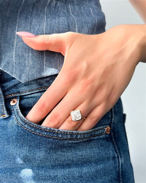 is the wedding ring and engagement ring the same 5