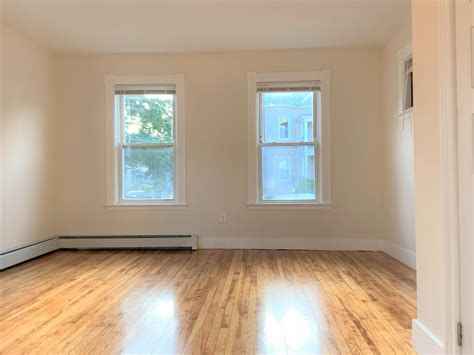 2 Berkshire St, Worcester, MA 01609 – Premier Properties of Massachusetts