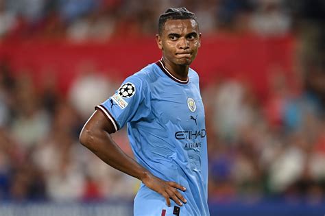 Man City defender Manuel Akanji addresses comments about supporting ...