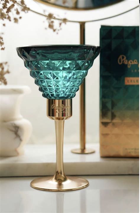 Pin van Edna Pacheco op PERFUMES | Pepe jeans, Parfum, Geur
