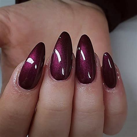 Modelo De Unha Vinho - Unhas em tons de Vinho - Uma mais linda que a outra - UNHAS DECORADAS