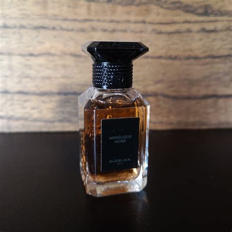 Angelique Noire Guerlain Perfume Sample | Decantlandia.com