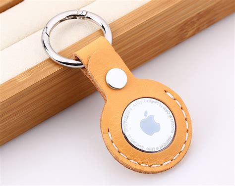 Apple Air Tag Premium Leather Holder, Leather Airtags Keychain, AirTag ...