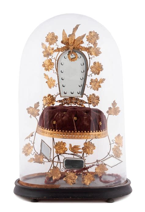 Lot - VICTORIAN GLOBE DE MARIEE BRIDAL DOME