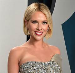 Scarlett Johansson Height We Measured It Prepare To Be Shocked
