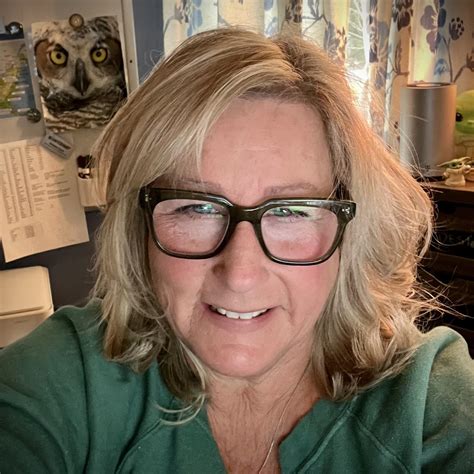 Debbie Clark Wildlife Photography - #petsmart MyBeeBee | Facebook