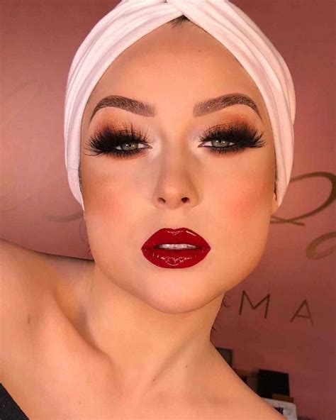 Макияж с красной помадой_48 | Hair beauty, Makeup, Beauty