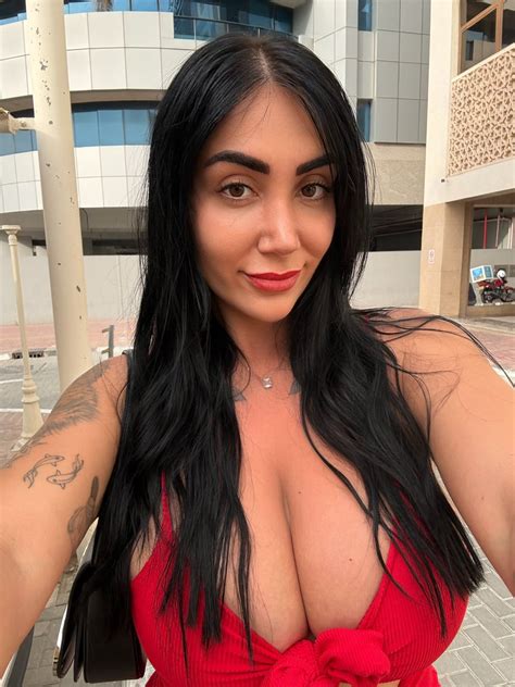Post by Iri Fit on X: 💋