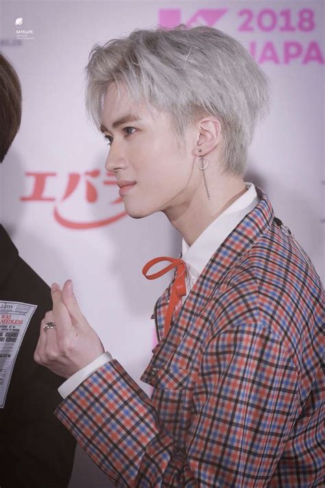 Pin by laura☆ on pentagon♡ | Yan'an, Pentagon, Yan