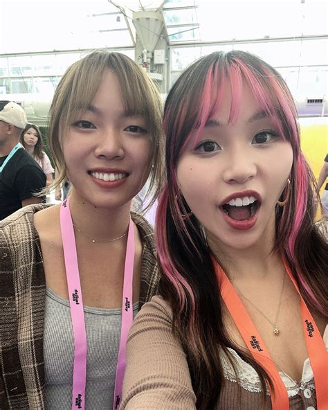 LilyPaddie 🌷🦢🎀 | Twitch con 2024! I had so much fun this year!!! 💜