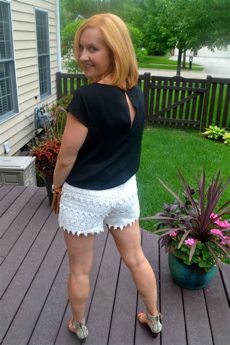 Pin by Torsten on Women Fashion | White crochet shorts, Curvy girl