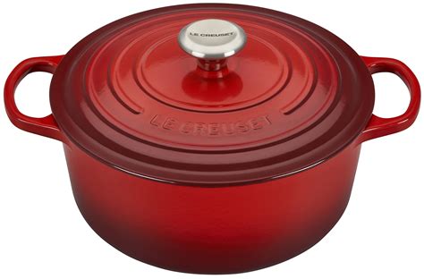 Le Creuset 26 Dutch Oven: A Comprehensive Review of Features and