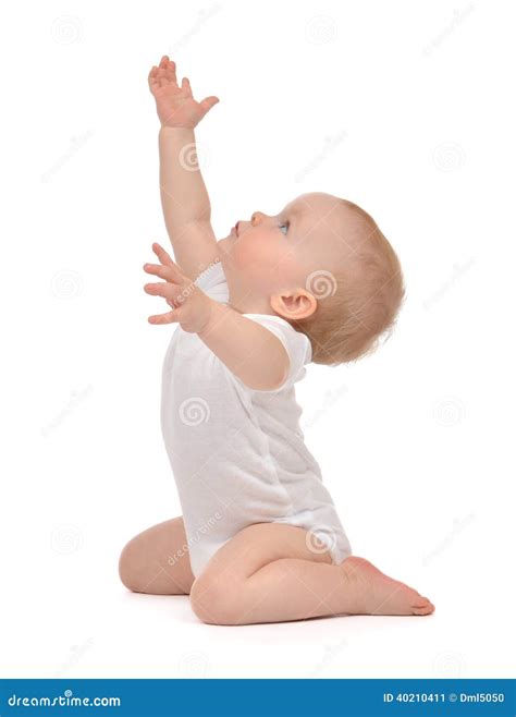 Is It Ok For Baby To Sleep On Arm at Whitney Luke blog