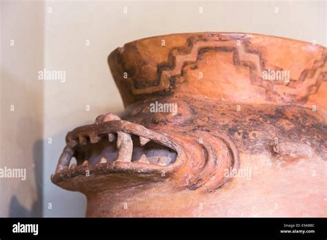 Inca Ceramic High Resolution Stock Photography and Images - Alamy