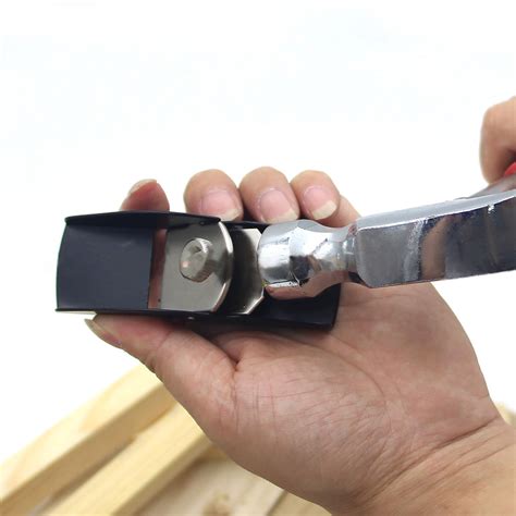 A Small Metal Odied Woodworking Hand Plane 3