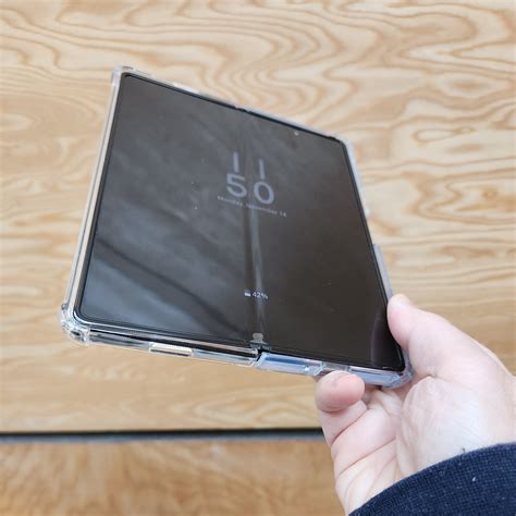 2 years later Galaxy Z Fold 2 still going strong : r/GalaxyFold