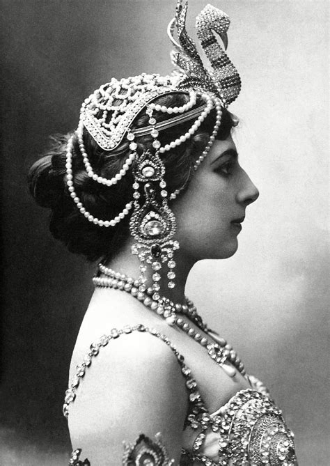 Mata Hari In Photos: The Ultimate Femme Fatale and Woman of Courage