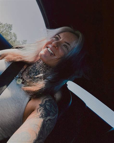 alexandra shiver (@alexxshiver) • Instagram photos and videos