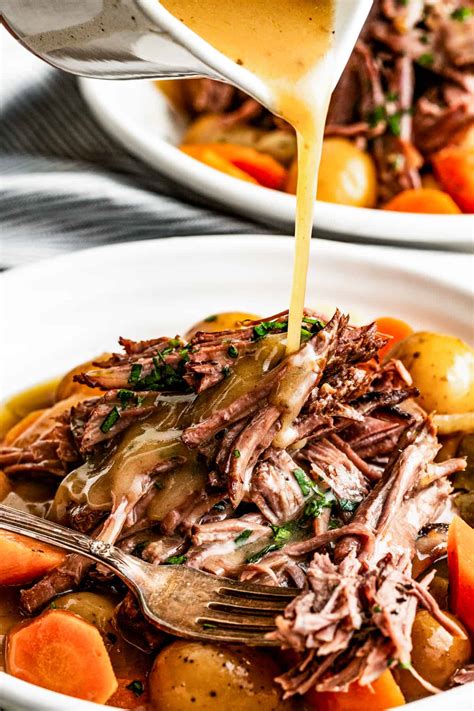 how to slow cook a roast in a crock pot 9