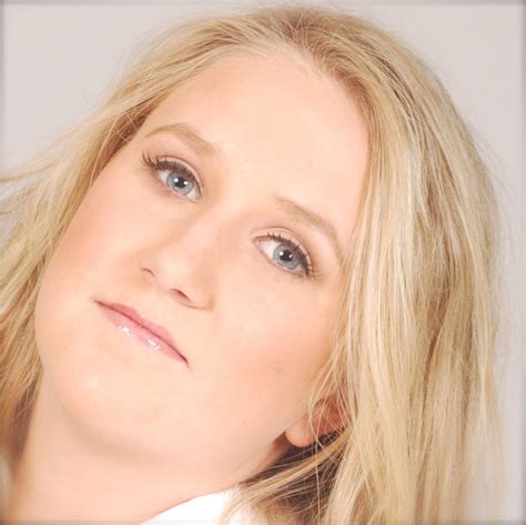 Mariela Medina's photo portfolio - 0 albums and 11 photos | Model Mayhem