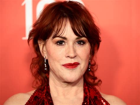 Molly Ringwald breaks free from 'mom purgatory' in 'Feud: Capote vs