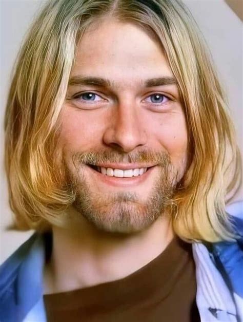 Kurt Cobain: Iconic Photos and Memorable Moments