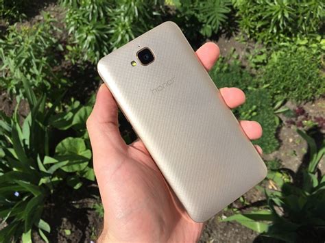 Huawei Honor 4C Pro: смартфон с ёмким аккумулятором
